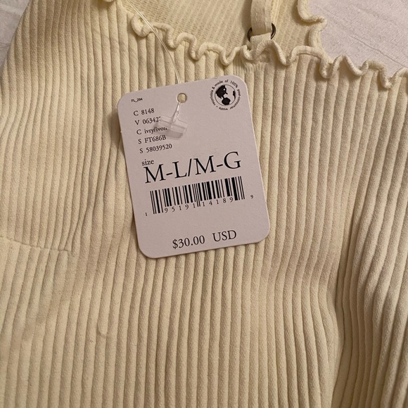 Ivory Ribbed tank top - Picture 4 of 4